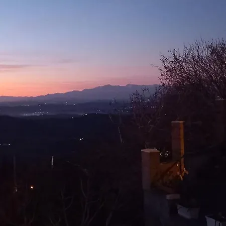 Apartment In Molto Confortevole